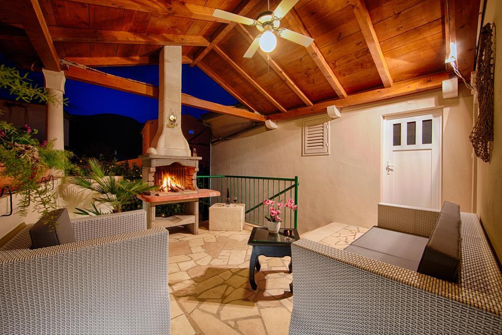 Villa Kamenica Komiza Room photo