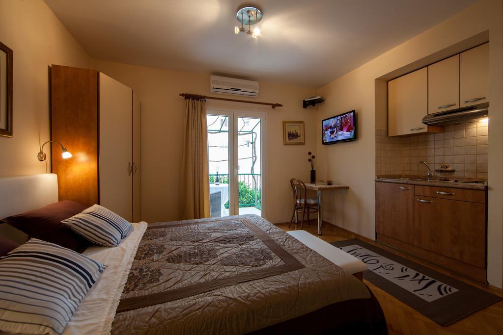 Villa Kamenica Komiza Room photo