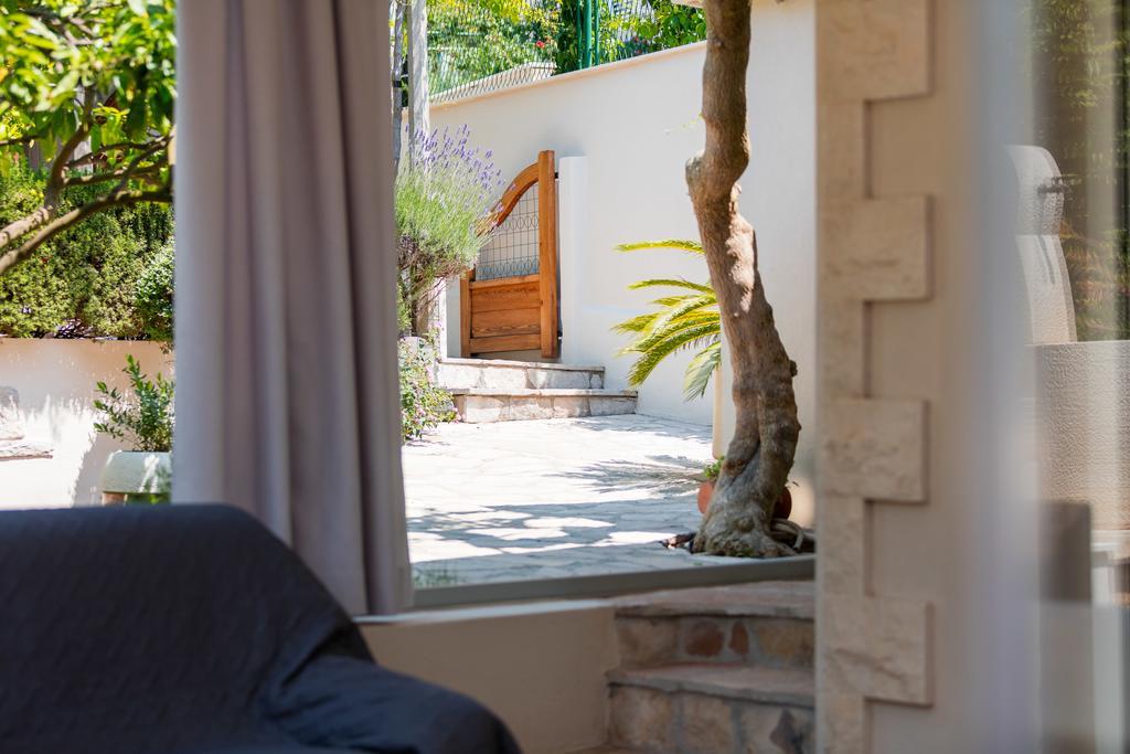 Villa Kamenica Komiza Exterior photo