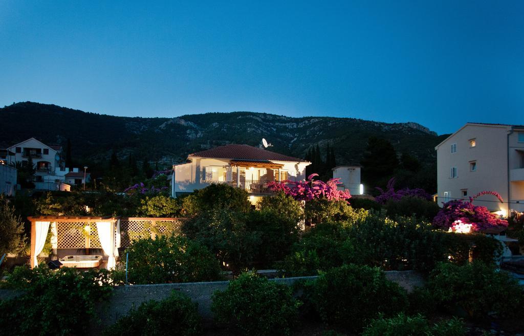 Villa Kamenica Komiza Exterior photo